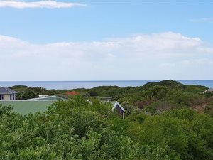626 m² Land available in Cape St Francis