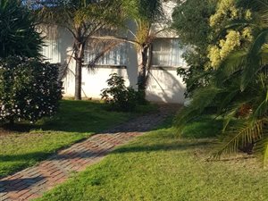 3 Bed House in Bothasrus