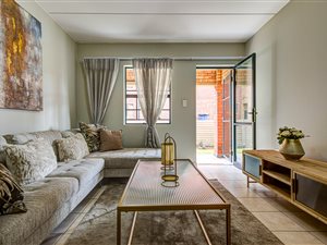 2 Bed Apartment in Glenvista