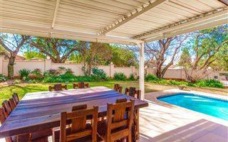 4 Bedroom House in Weltevreden Park