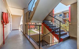 2 Bedroom Apartment in Pimville