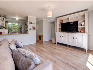 2 Bed Flat in Kirstenhof
