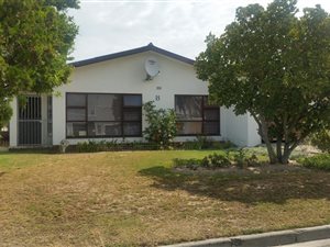 3 Bed House in Sarepta
