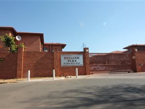 3 Bed Townhouse in Alberton