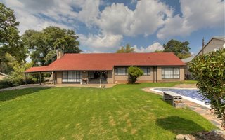 4 Bedroom House in Bramley