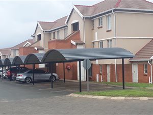 2 Bed Apartment in Chloorkop
