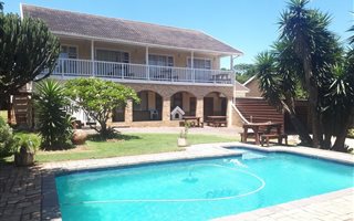 9 Bedroom House in Port Alfred