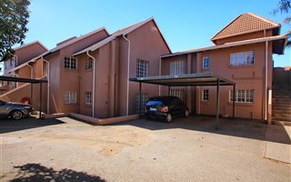 2 Bedroom Apartment in Radiokop