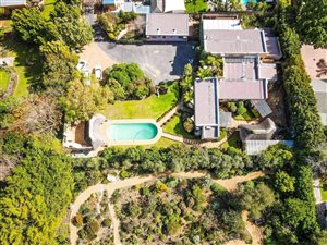 7 Bed House in Helena Heights