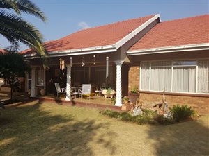 3 Bed House in Neserhof