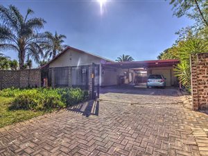 5 Bed House in Edendale