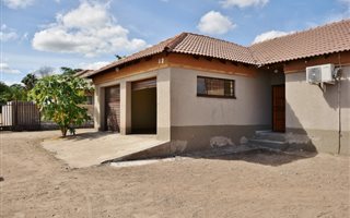 3 Bedroom House in Hectorspruit