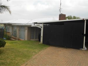 3 Bed House in Quellerie Park