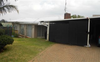 3 Bedroom House in Quellerie Park