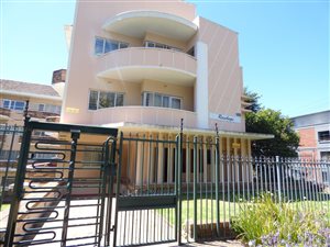 2 Bed Apartment in Rosebank