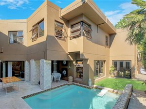 4 Bed House in Khyber Rock