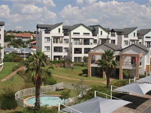 2 Bed Apartment in Dainfern