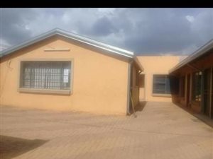 4 Bed House in Tshepisong