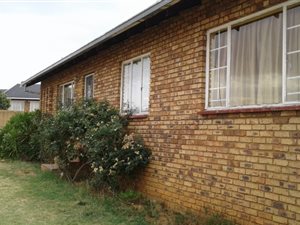 3 Bedroom House in Kagiso
