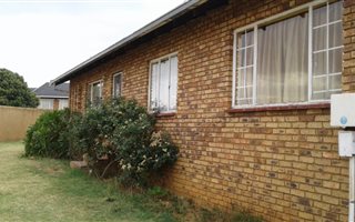 3 Bedroom House in Kagiso