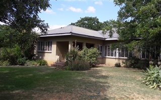 4 Bedroom House in Vryburg