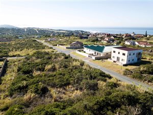 794 m² Land available in Emerald Heights