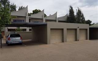 2 Bedroom Townhouse in Arcadia