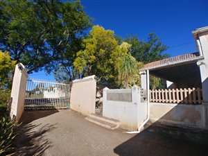 4 Bed House in Somerset East