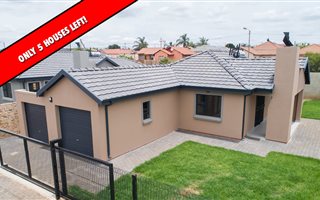 3 Bedroom House in Kaalfontein