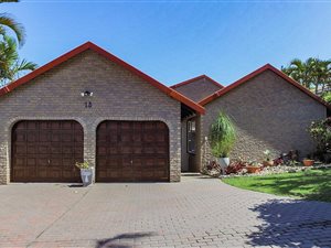 4 Bed House in Uvongo