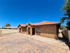 3 Bed House in Northview