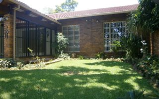 3 Bedroom House in Waterkloof Heights