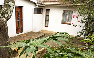 1 Bedroom Garden Cottage in Adcockvale