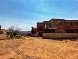 300 m² Land available in Soshanguve