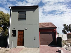 1 Bed Duplex in Hagley