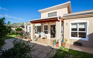 2 Bedroom House in Onrus