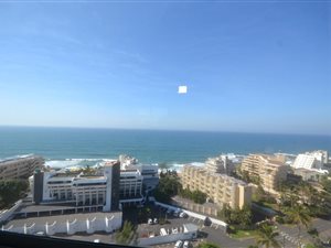 2 Bed Apartment in Compensation Beach