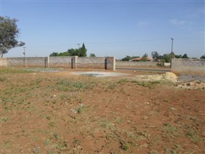6.7 ha Land available in Meyerton Park