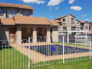 2 Bed Apartment in Kleinfontein