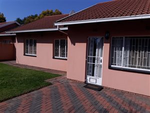 3 Bedroom Apartment in Dinwiddie