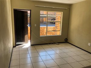 2 Bed Apartment in Honey Park