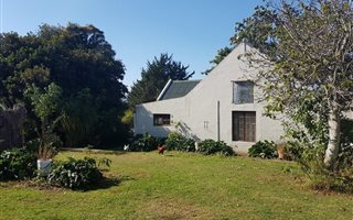 39 ha Farm in Thornhill