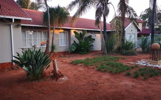 3 Bedroom House in Eldorette
