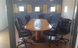 462 m² Office Space in Halfway House