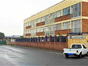 2 Bed Apartment in Booysens