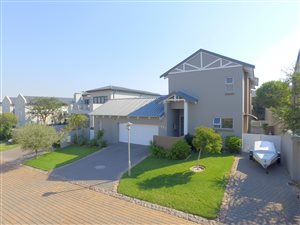 3 Bed House in Waterfall Country Village