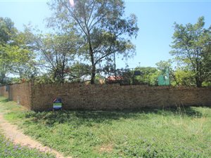 793 m² Land available in Dunvegan