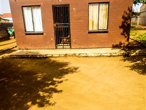 2 Bed House in Palmridge