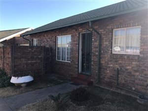 2 Bed Townhouse in Elarduspark