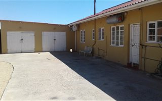 2 Bedroom Apartment in Port Nolloth